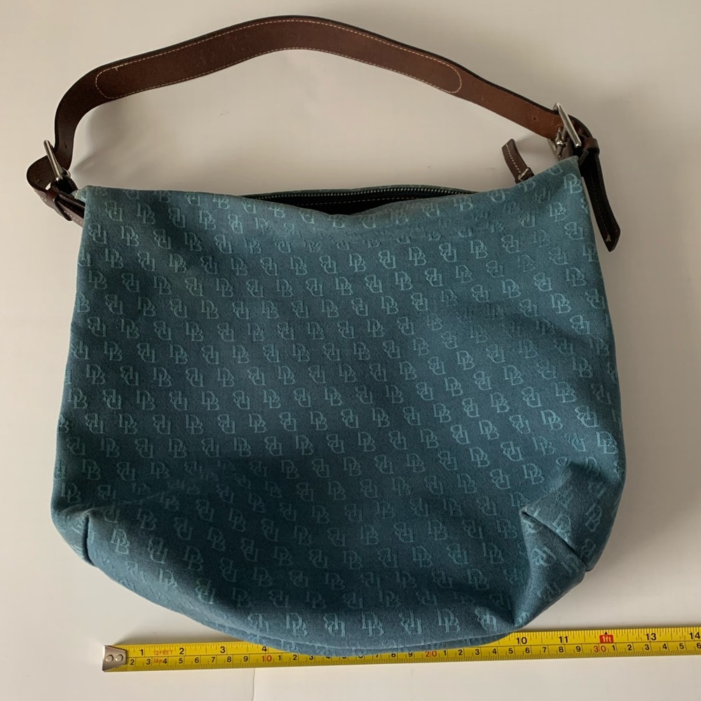 Dooney & Bourke Bag